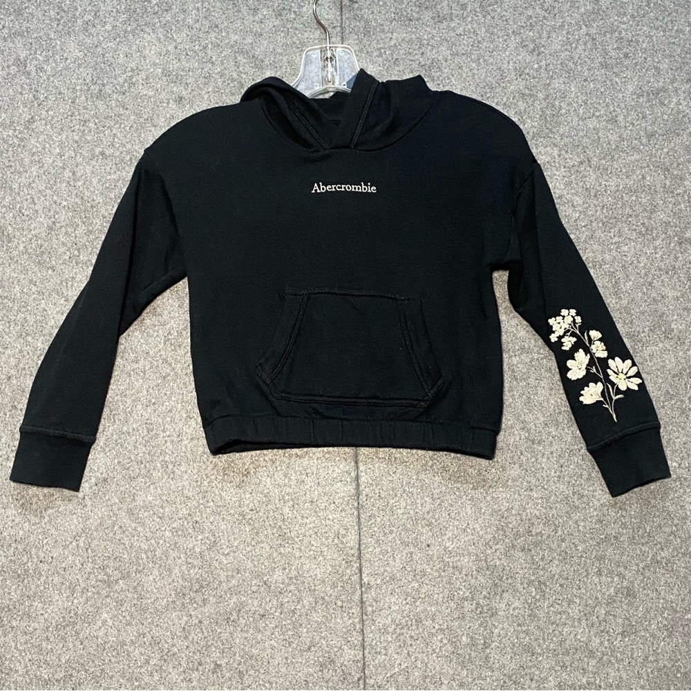 Abercrombie Kids Black With embroidered flowers on one sleeve